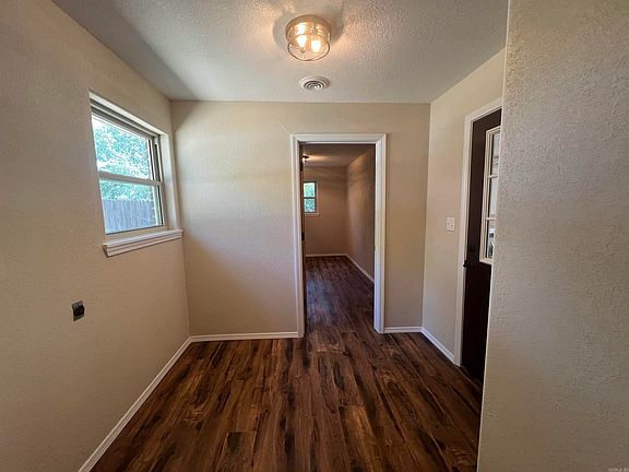 5th image of 1250 Rhean St