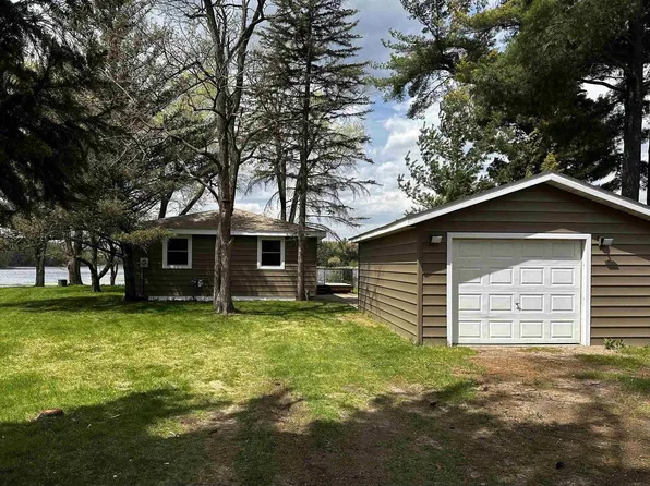 71 Cottage Court, Montello, WI 53949