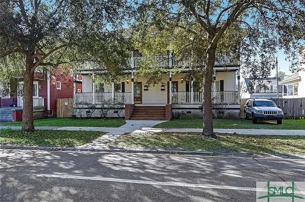 Building Photo - 637 E Henry St #B