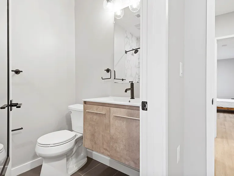 910 Euclid St NW — Photo 9