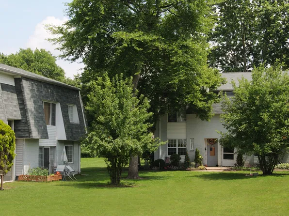 Pine Gate Apartments, 35 Osage Dr #39, Old Bridge, NJ 08857
