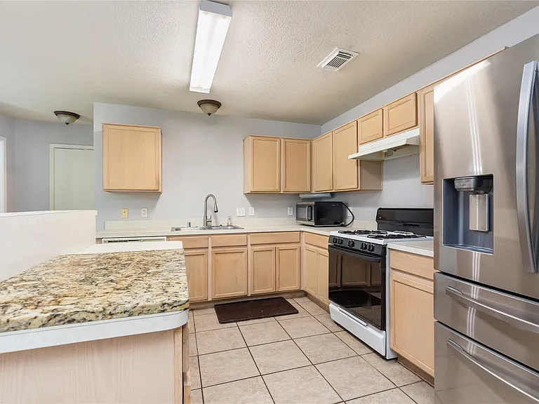 17334 Turquoise Stream Dr — Photo 1
