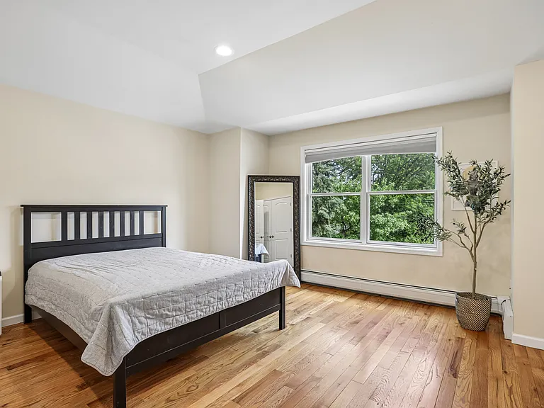 174 Fort Lee Rd #B — Photo 11