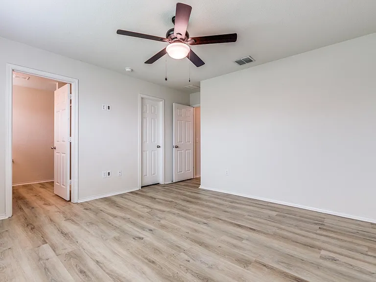 1337 Waggoner Dr — Photo 17