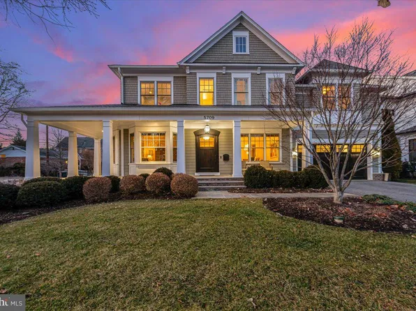5709 Oldchester Rd, Bethesda, MD 20817