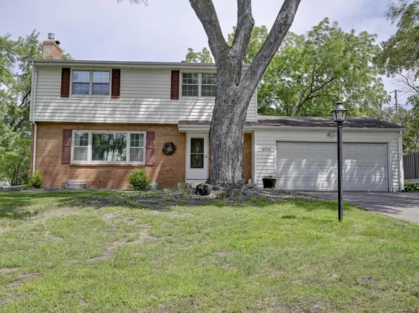 8930 23rd Ave N, Golden Valley, MN 55427