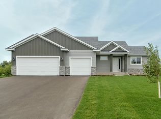 2213 Bronco Ln, Buffalo, MN 55313