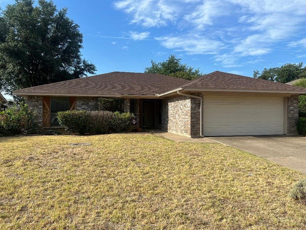 2709 Highlawn Ter, Fort Worth, TX 76133 Zillow