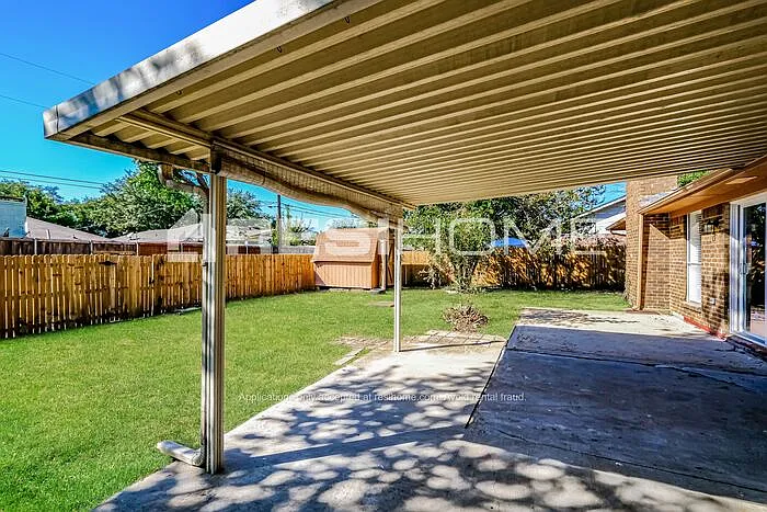 1305 Duvall Dr — Photo 13