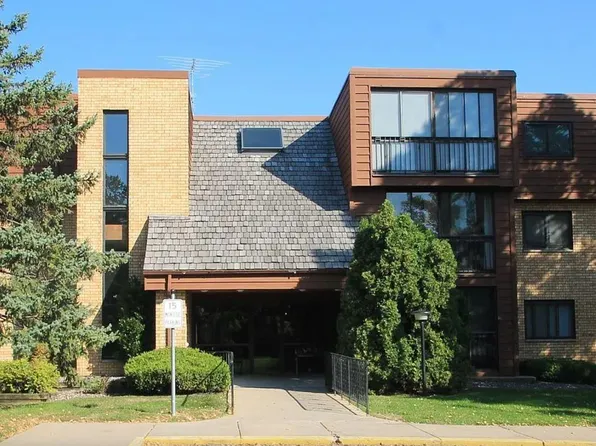 1011 41st Ave NE APT 220, Columbia Heights, MN 55421