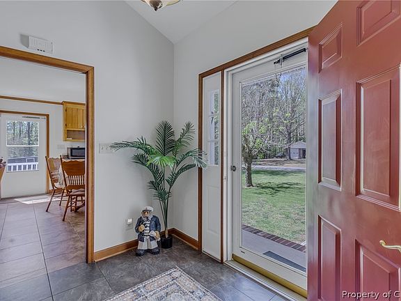 3rd image of 810 Corrotoman Cir