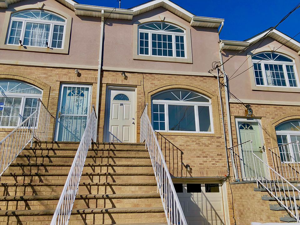 1st image of 19 Tessa Ct