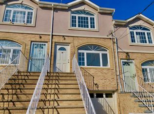 19 Tessa Ct, Staten Island, NY 10304