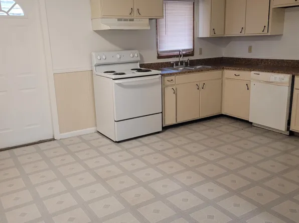 500 E Washington St, De Soto, IL 62924