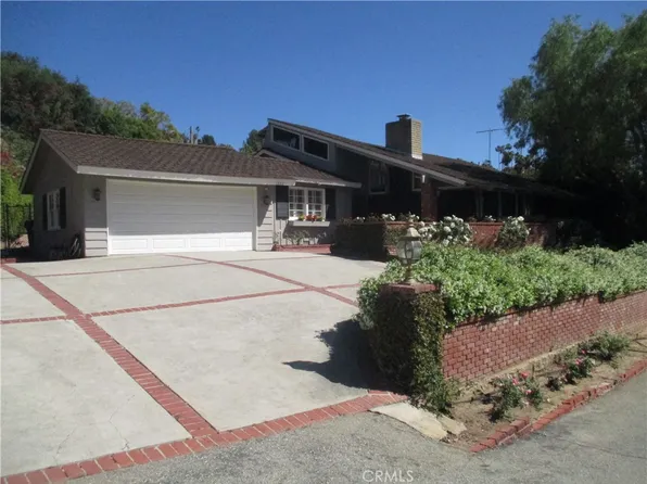 1532 Foothill Blvd, Santa Ana, CA 92705