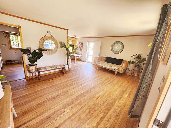 2nd image of 4402 Alta Vista Dr
