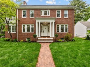 155 Woodward St, Newton, MA 02461