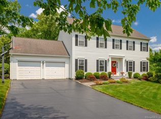 20 Patricks Ct, Wallingford, CT 06492