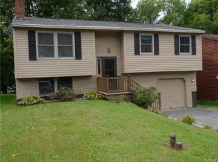 142 Sunhill Ter, Syracuse, NY 13207