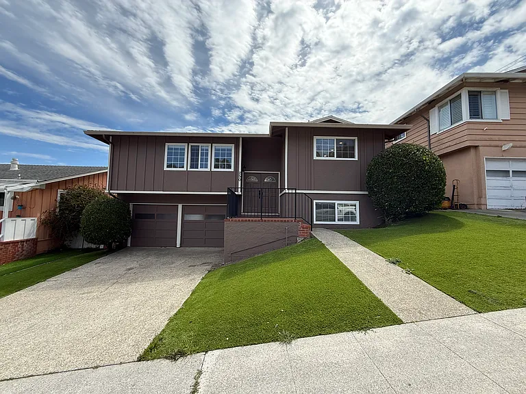 250 Del Norte Dr — Photo 1