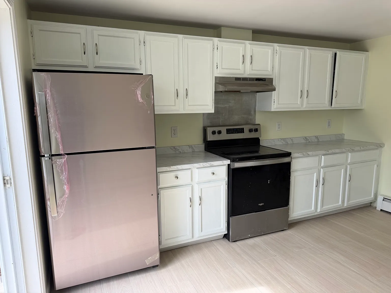 2 bed, 1.5 bath, 990 sqft, $2,700 — Photo 4