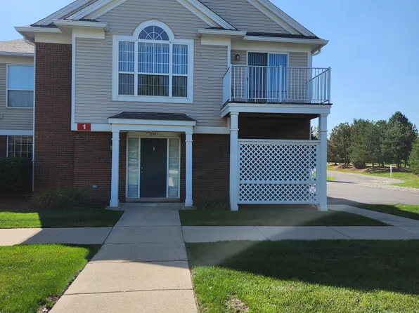 16901 Carriage Way, Northville, MI 48168