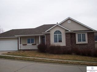 1409 Berwick Dr, Council Bluffs, IA 51503
