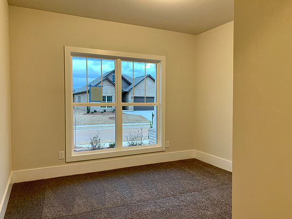 3rd image of 3203 Jordan Farm Cir NE