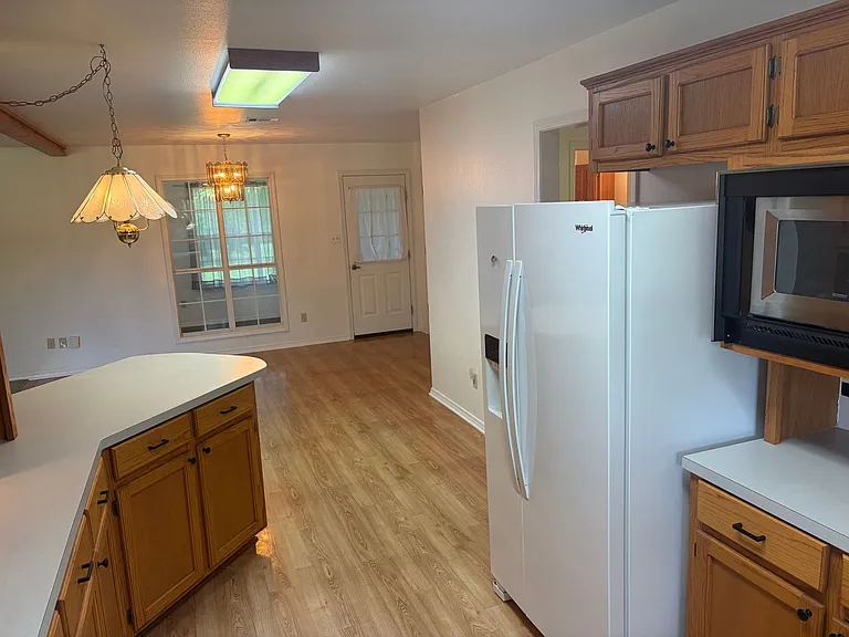 3606 Highway 71 E — Photo 10