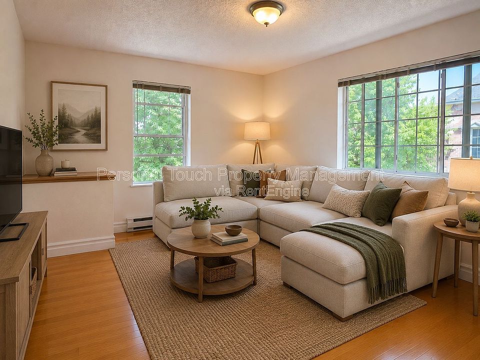 1st image of 411 4th Ave S APT 3