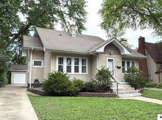 1112 W State St, Mason City, IA 50401