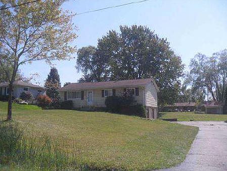 1st image of 798 Iroquois Trl