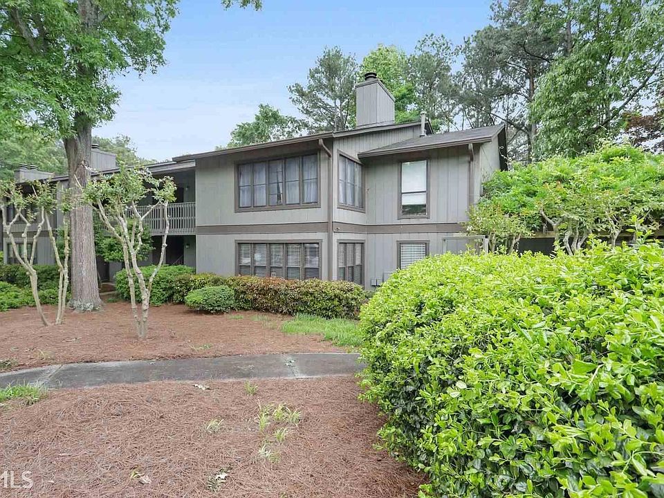 1st image of 417 Smokerise Cir SE
