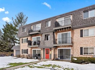 900 S Plum Grove Rd APT 116, Palatine, IL 60067