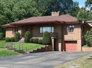 11301 Seminole Dr, Irwin, PA 15642