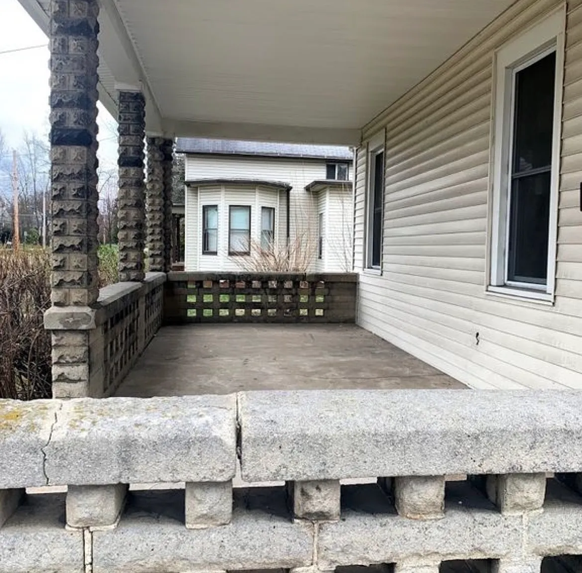 Studio, 400 sqft, $825 — Photo 3
