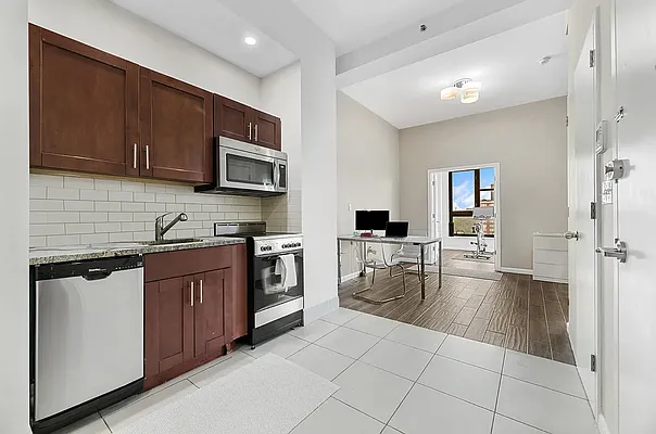 Rented by REAL New York | media 8