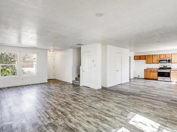 2108 Hermosa Creek Dr SW, Albuquerque, NM 87121