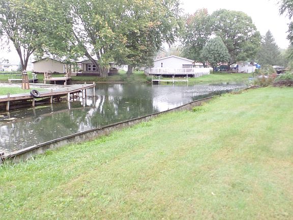 4th image of 1580 Pratt Lake Rd