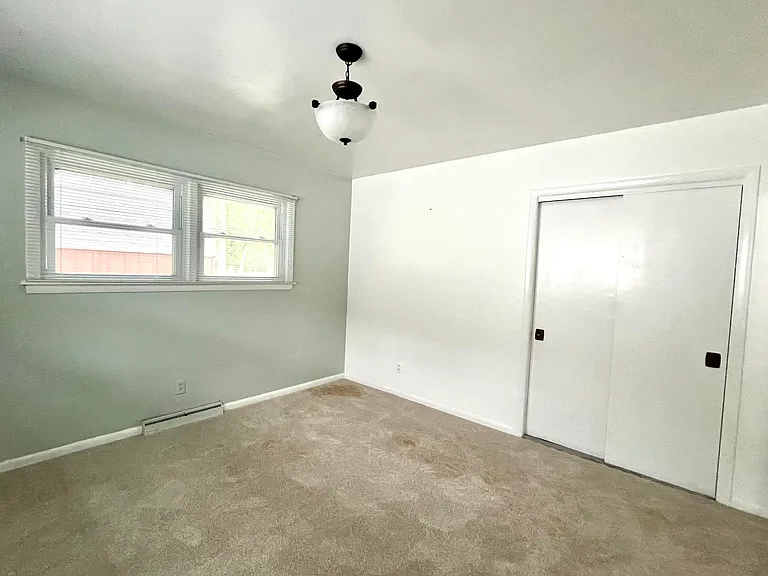 3031 Country Club Dr — Photo 16