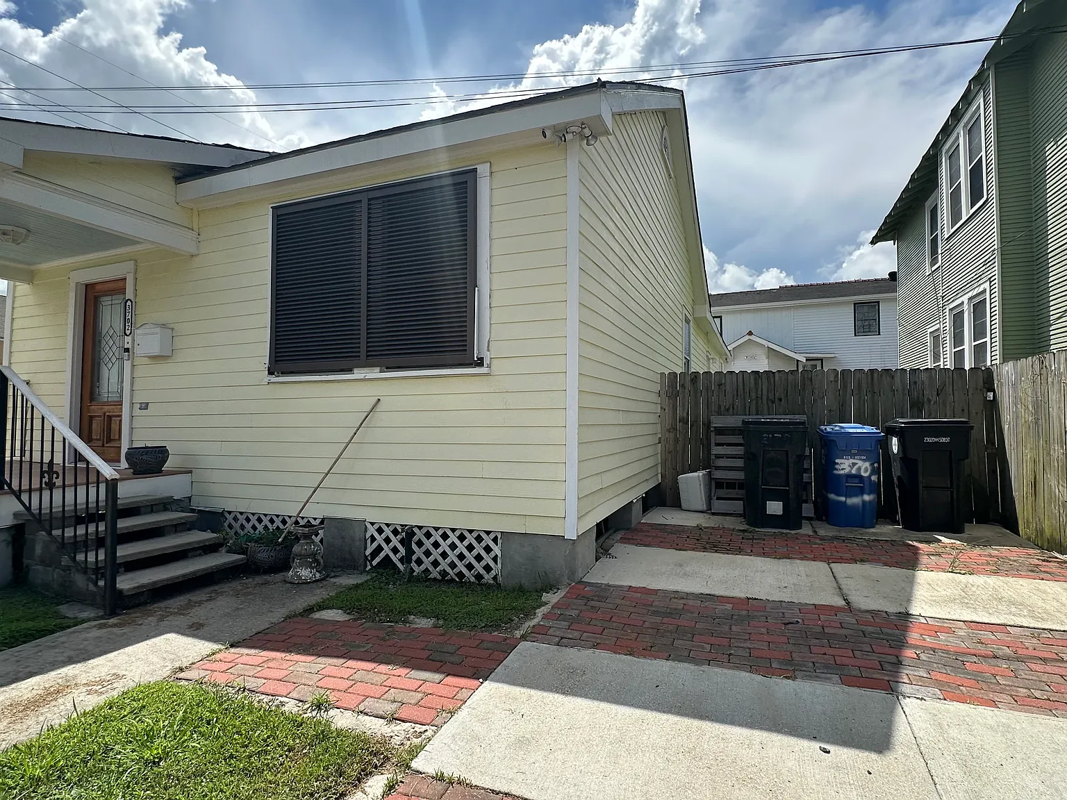 3 bed, 1500 sqft, $2,700 — Photo 3