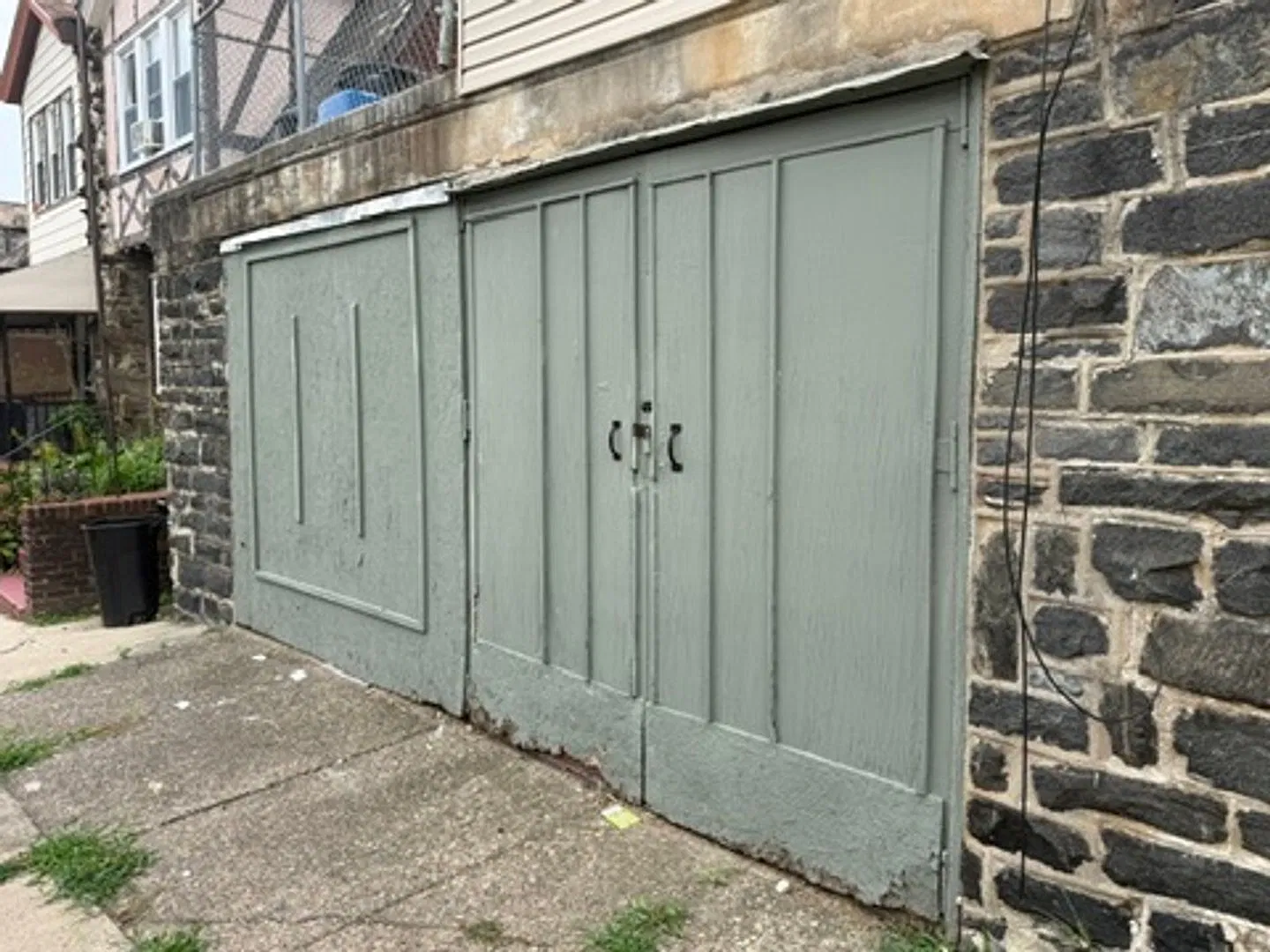 238 West Abbottsford Avenue — Photo 3