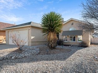 9918 Wind Cave Dr NW, Albuquerque, NM 87114