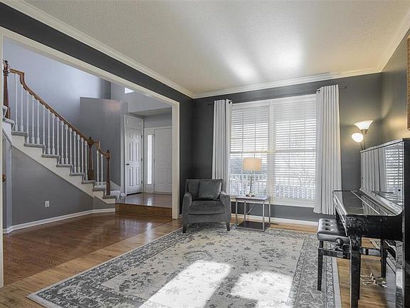 5th image of 14112 Parkhill Ln
