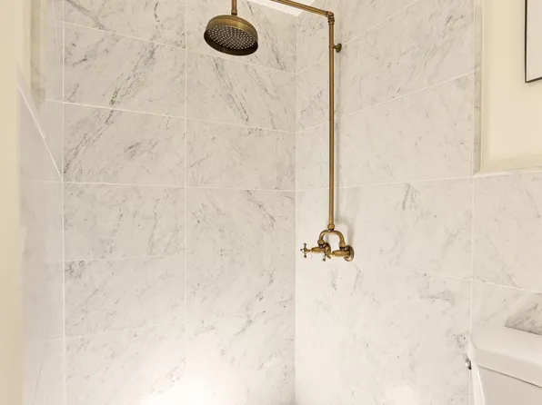 388 Fenimore Street image 15 of 19