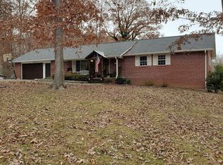 520 Hugh Jones Rd, Sunbright, TN 37872