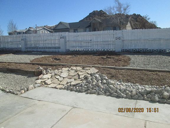 5th image of 17235 Parkvalley Ave