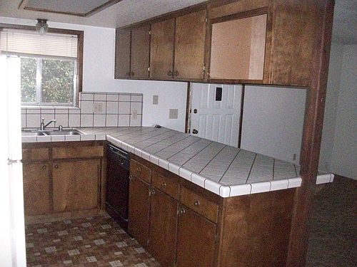 2nd image of 484 Wiltsey Ave APT C