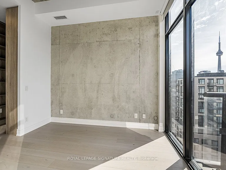 608 Richmond St W #1402 — Photo 16