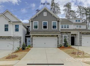 1138 Streamside Ln, York, SC 29745